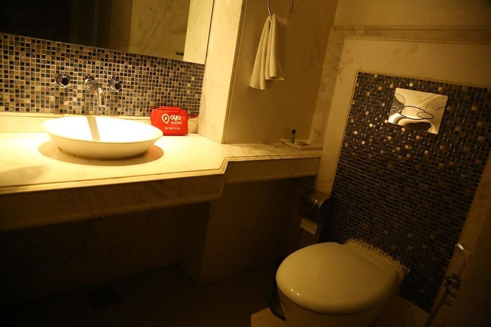 The First Hotel Chandigarh Exterior photo