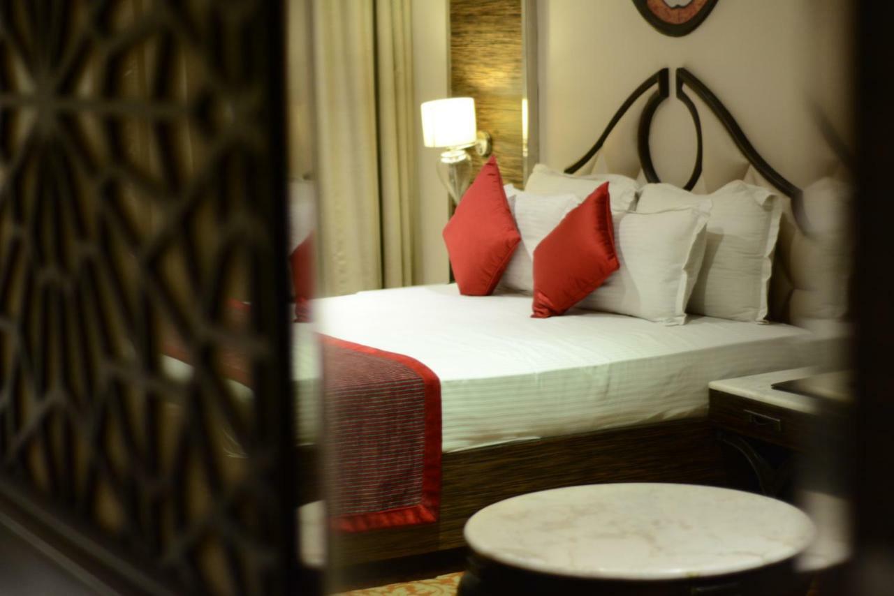 The First Hotel Chandigarh Exterior photo