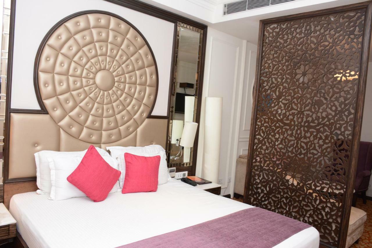 The First Hotel Chandigarh Exterior photo